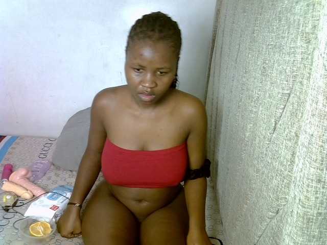 Magizitah live cam on BongaCams