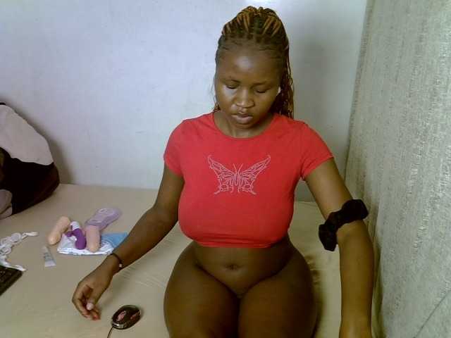 Magizitah live cam on BongaCams