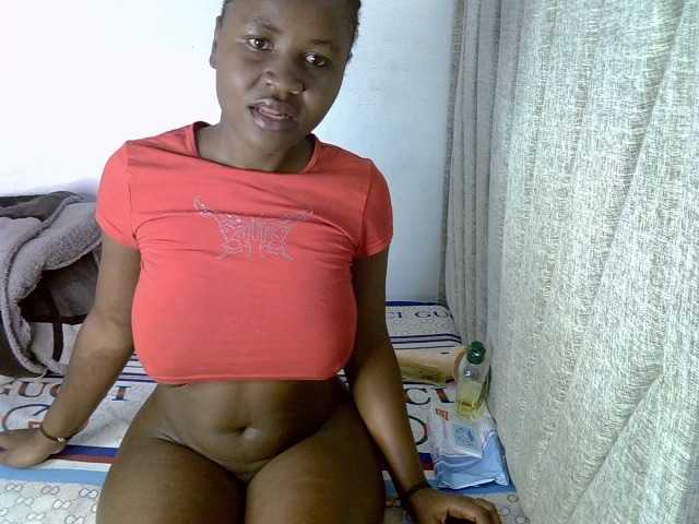 Magizitah live cam on BongaCams
