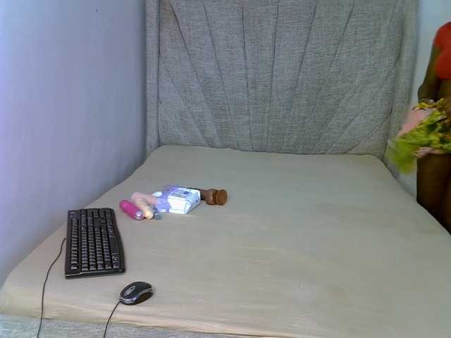Magizitah live cam on BongaCams