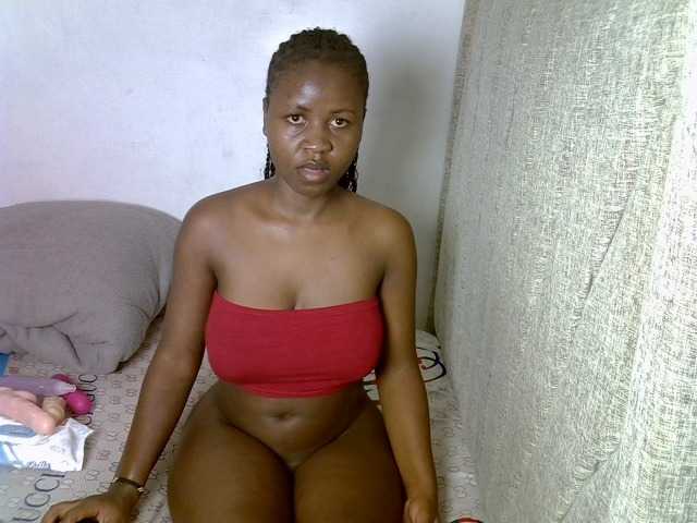 Magizitah live cam on BongaCams