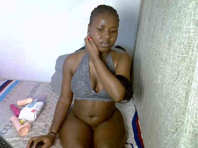 Model: Magizitah