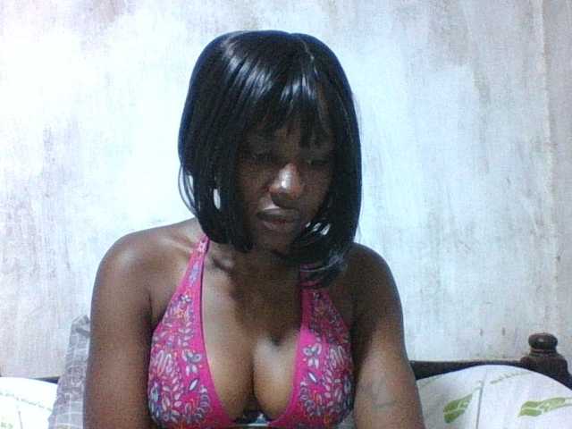 sweet-aaliya live cam on BongaCams