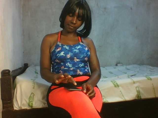 sweet-aaliya live cam on BongaCams