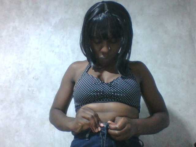 sweet-aaliya live cam on BongaCams