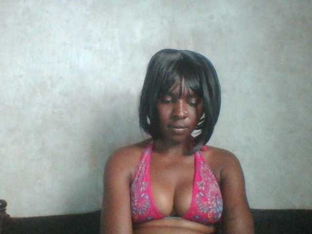 sweet-aaliya live cam on BongaCams