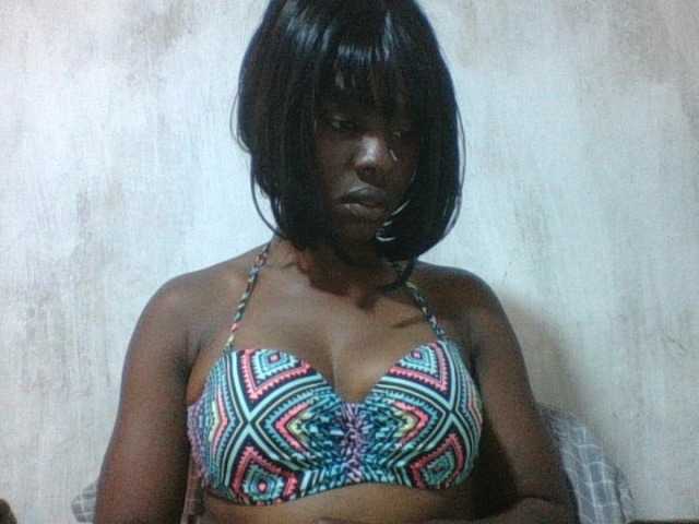 sweet-aaliya live cam on BongaCams