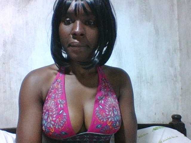 sweet-aaliya live cam on BongaCams