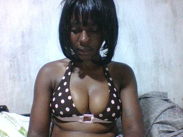 sweet-aaliya — live female cam