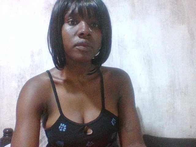 sweet-aaliya live cam on BongaCams
