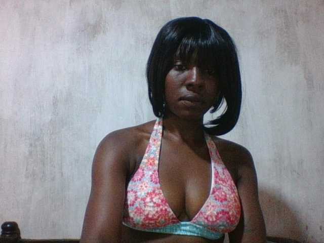 sweet-aaliya live cam on BongaCams