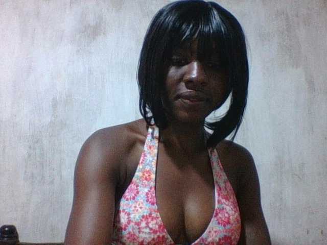sweet-aaliya live cam on BongaCams