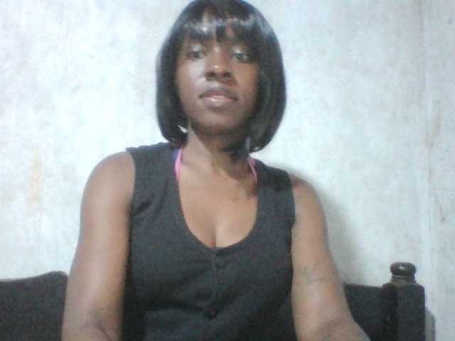 sweet-aaliya live cam on BongaCams