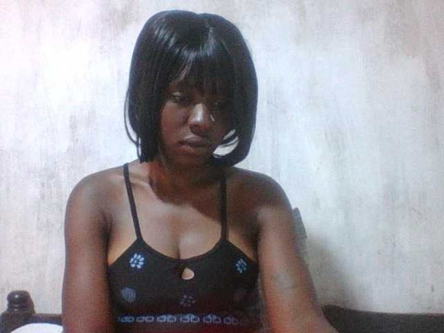 sweet-aaliya live cam on BongaCams