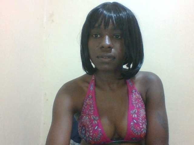 sweet-aaliya live cam on BongaCams