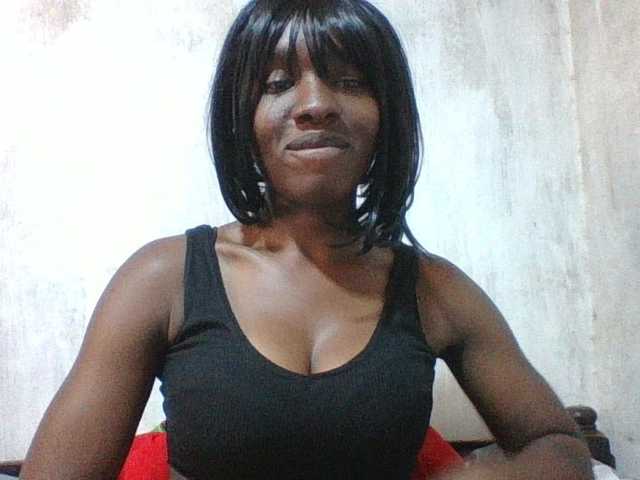 sweet-aaliya live cam on BongaCams