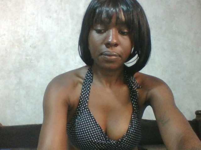 sweet-aaliya live cam on BongaCams