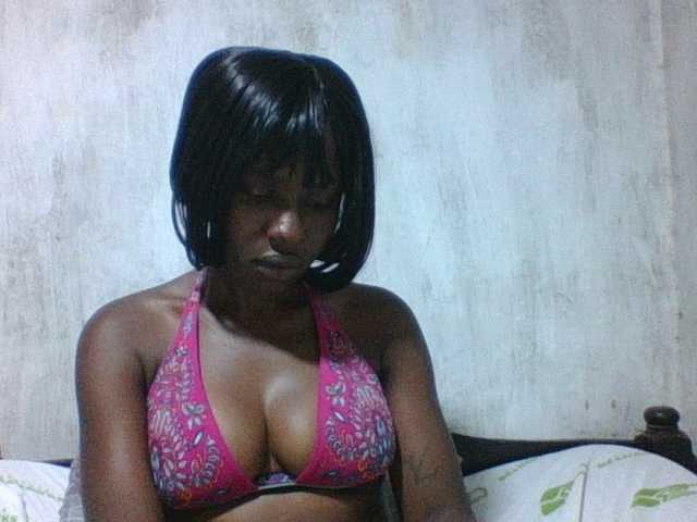 sweet-aaliya live cam on BongaCams