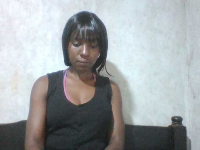 sweet-aaliya live cam on BongaCams