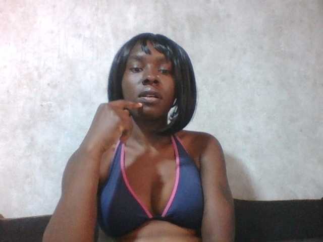 sweet-aaliya live cam on BongaCams
