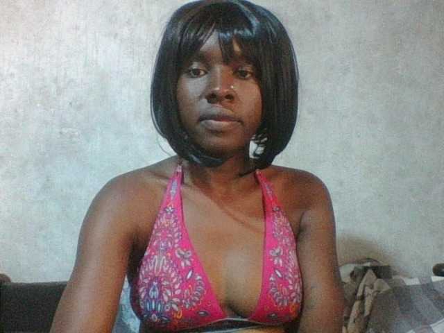 sweet-aaliya live cam on BongaCams
