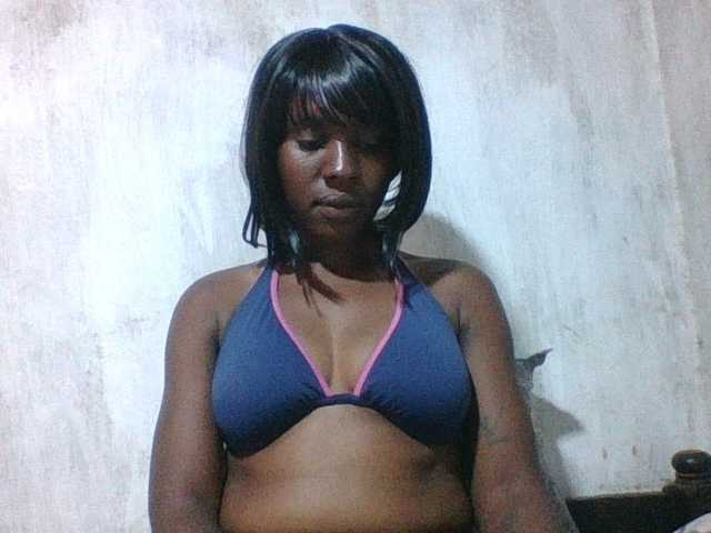 sweet-aaliya live cam on BongaCams