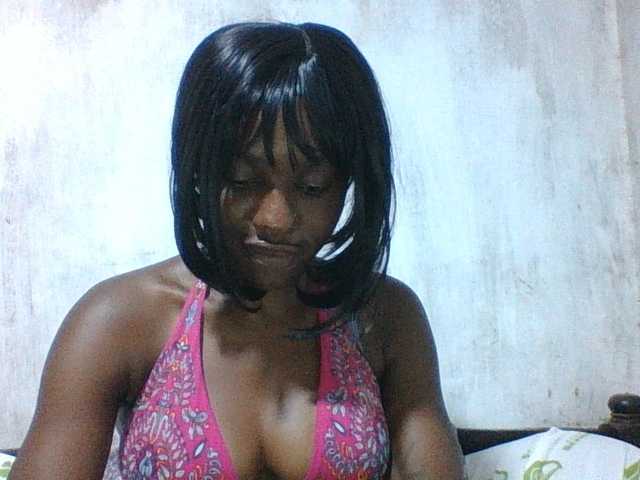 sweet-aaliya live cam on BongaCams