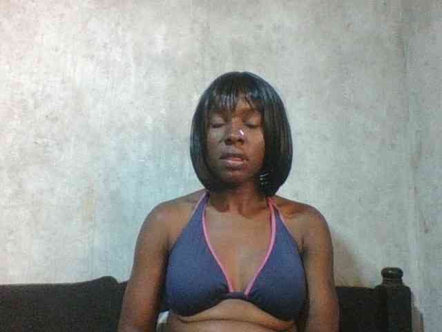 sweet-aaliya webcam