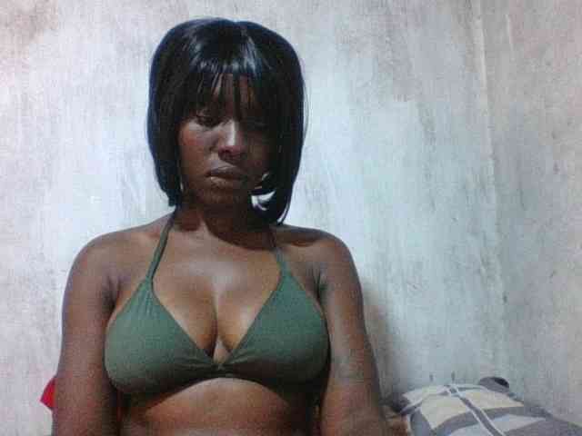 sweet-aaliya webcam