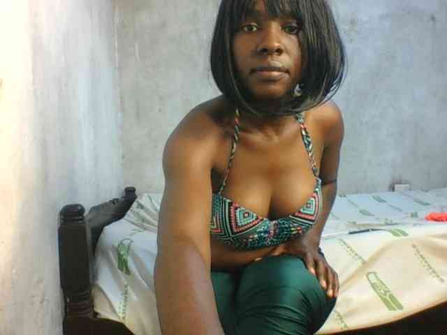 sweet-aaliya webcam