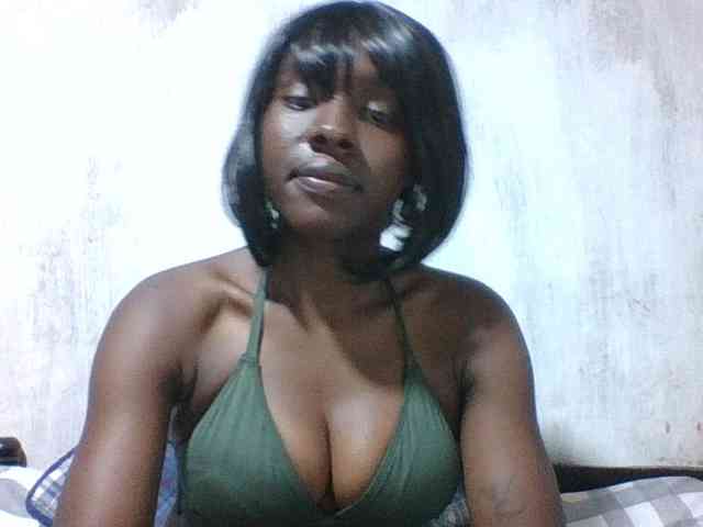 sweet-aaliya webcam