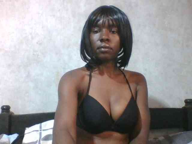 sweet-aaliya webcam