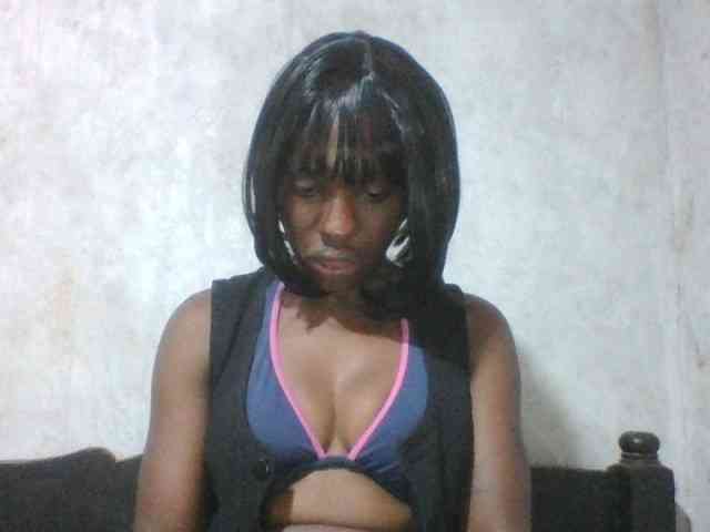 sweet-aaliya webcam