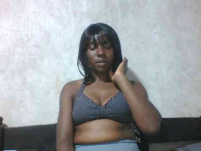 sweet-aaliya webcam
