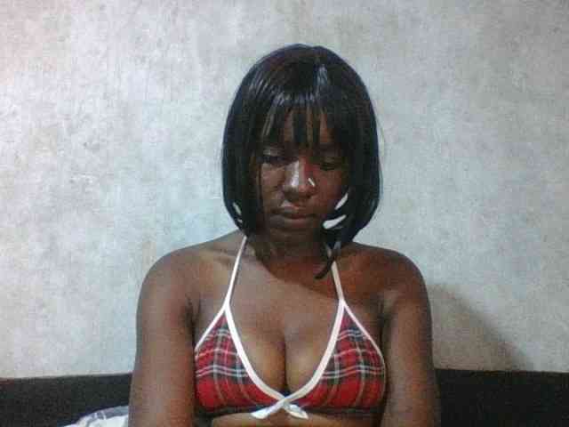 sweet-aaliya webcam