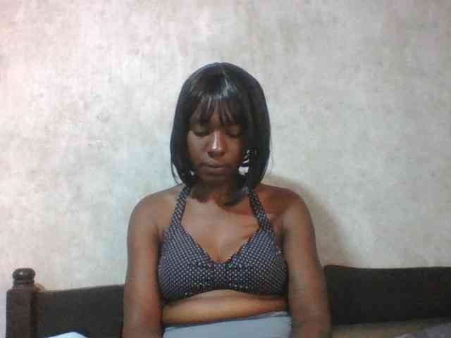 sweet-aaliya webcam