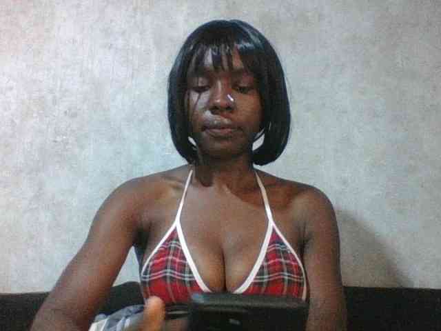 sweet-aaliya webcam