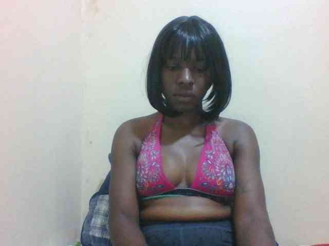 sweet-aaliya webcam