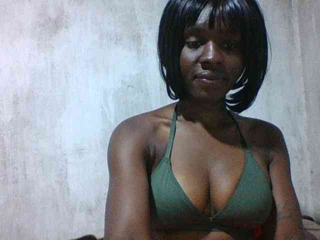 sweet-aaliya webcam