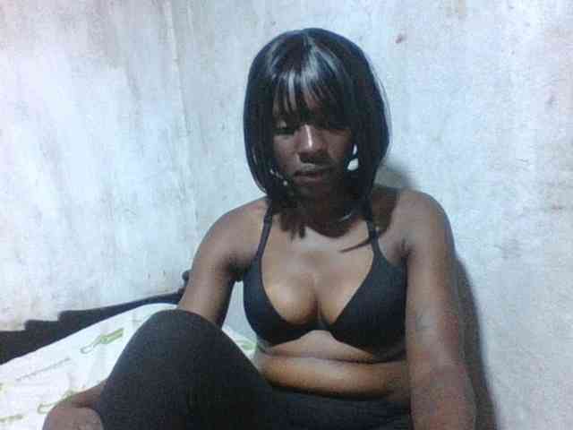 sweet-aaliya webcam