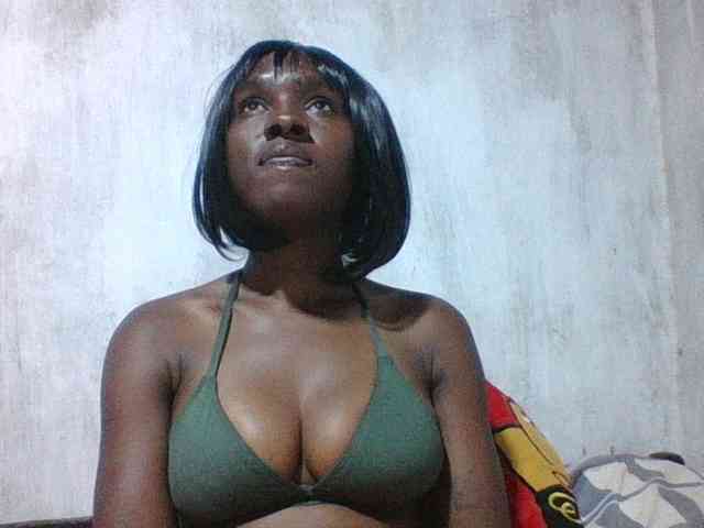 sweet-aaliya webcam
