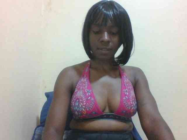 sweet-aaliya webcam