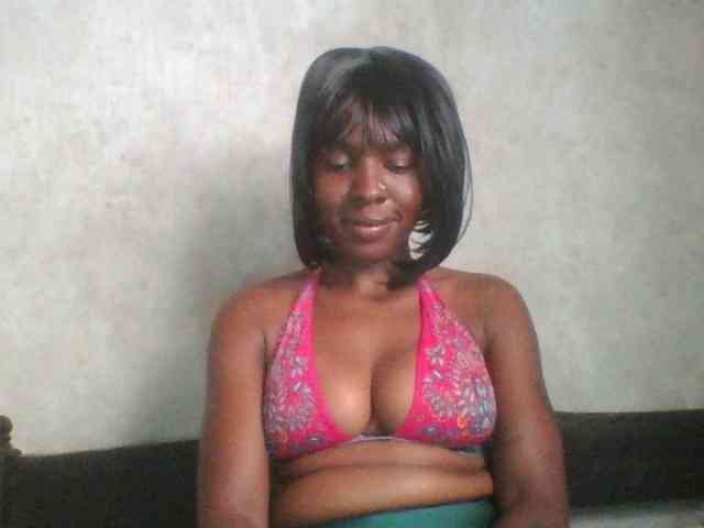 sweet-aaliya webcam