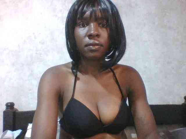 sweet-aaliya webcam