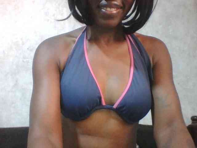 sweet-aaliya webcam