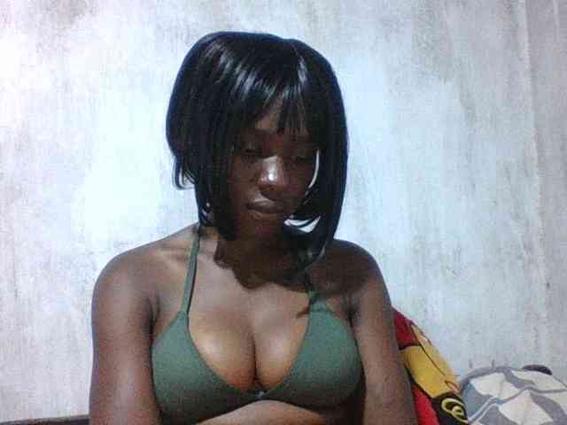 sweet-aaliya webcam