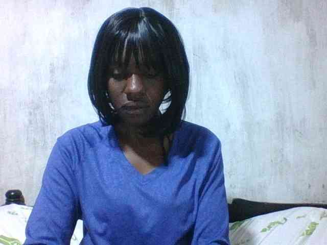 sweet-aaliya webcam