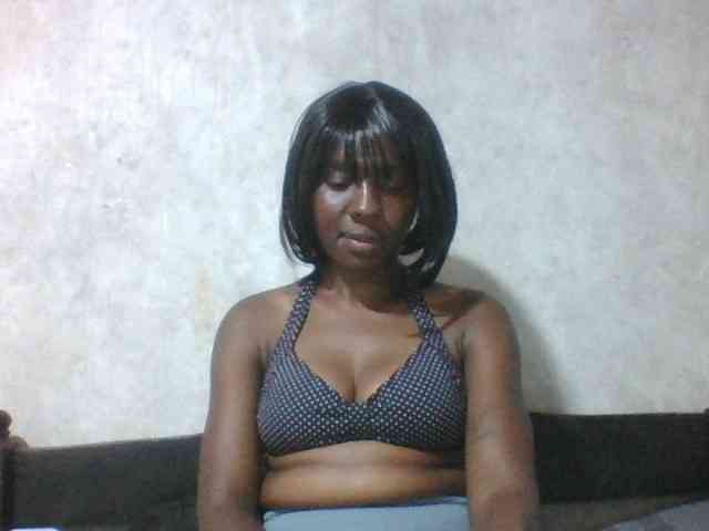 sweet-aaliya webcam