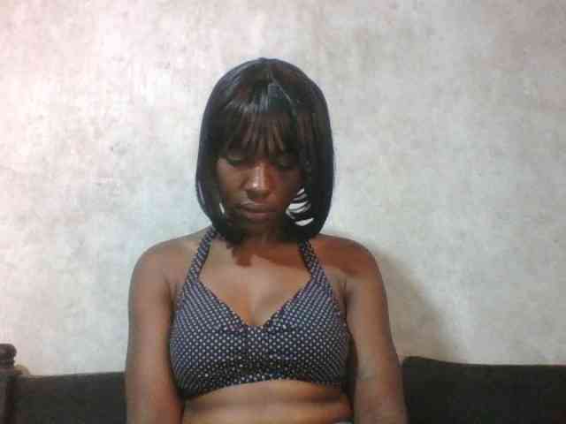 sweet-aaliya webcam