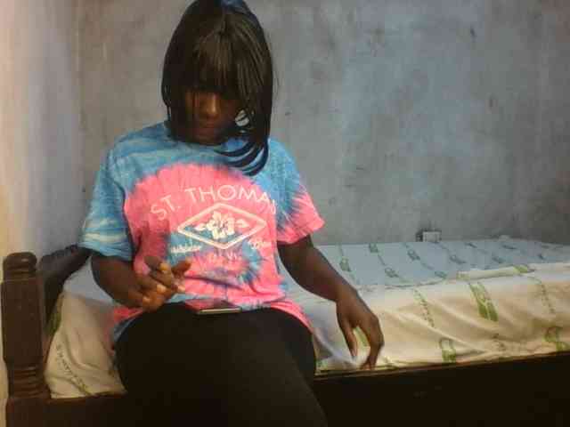 sweet-aaliya webcam